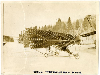Illustration for article titled Alexander Graham Bell Sure Did Love the Tetrahedrals